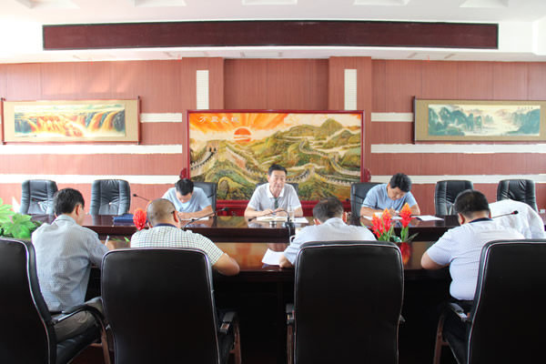 市交通運(yùn)輸局黨組書(shū)記、局長(zhǎng)馬潤(rùn)同志對(duì)隴運(yùn)集團(tuán)公司全面從嚴(yán)治黨及黨風(fēng)廉政建設(shè)進(jìn)行專題調(diào)研