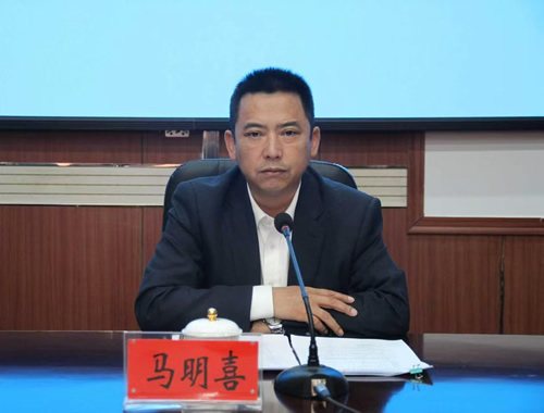 隴運(yùn)集團(tuán)公司召開黨委理論學(xué)習(xí)中心組集中學(xué)習(xí)暨樹立和踐行正確政績(jī)觀學(xué)習(xí)教育讀書班第一次學(xué)習(xí)會(huì)